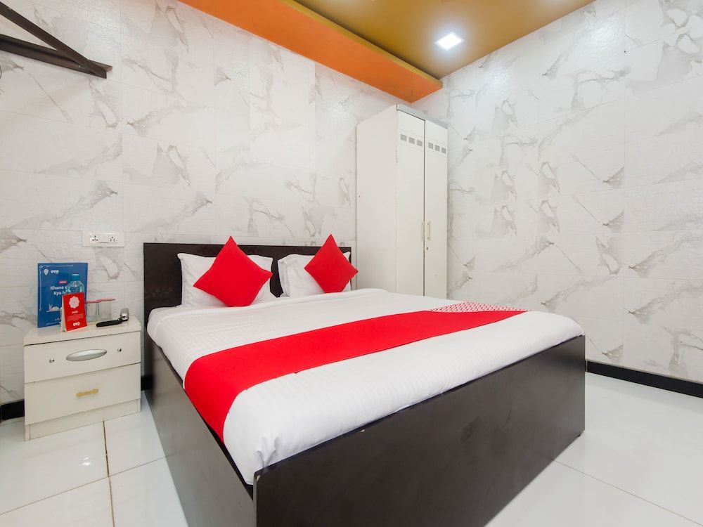 OYO 13601 Madam Re Hospitality Bhandup Double or Twin Room 9