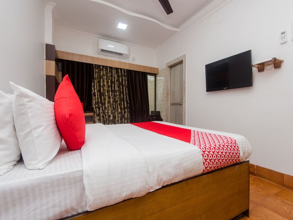 OYO 13601 Madam Re Hospitality Bhandup Double or Twin Room 8