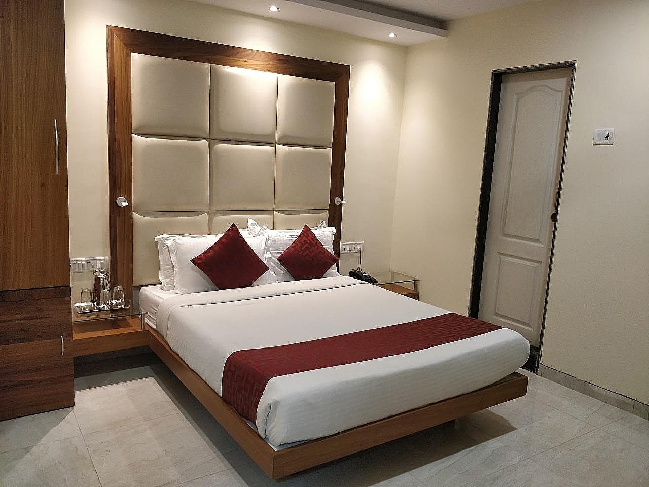 Hotel Apex International Standard Double Room 2