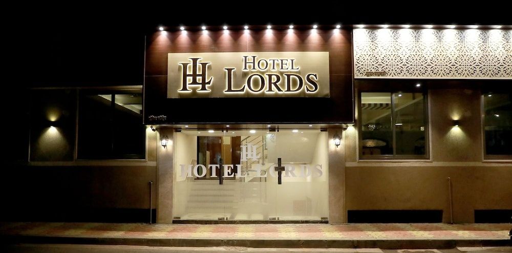 undefined Hotel Lords Mumbai 6
