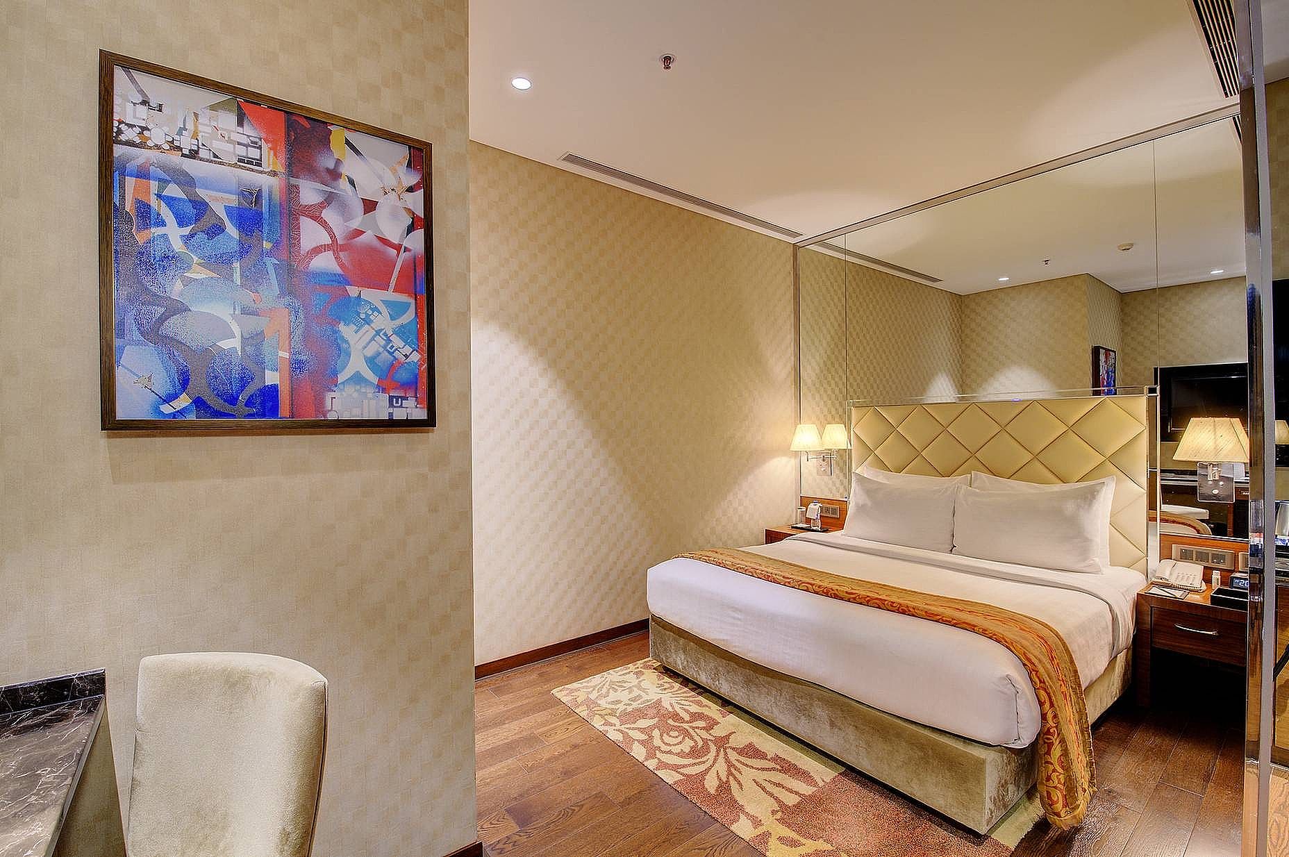 Niranta Suite