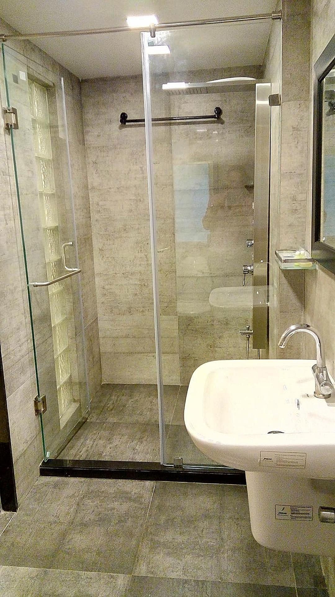 Hotel Metro Palace Executive Room 8