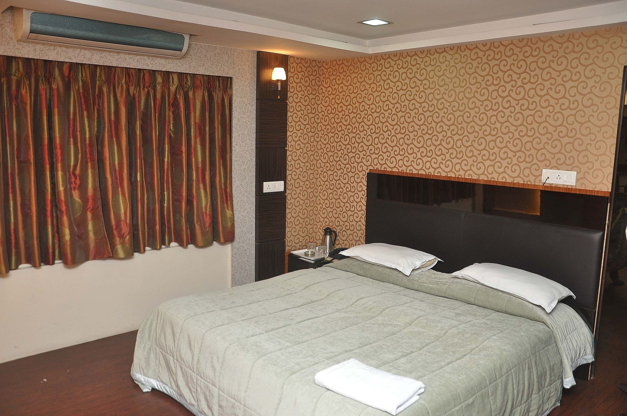 Hotel Metro Palace Executive Room 4