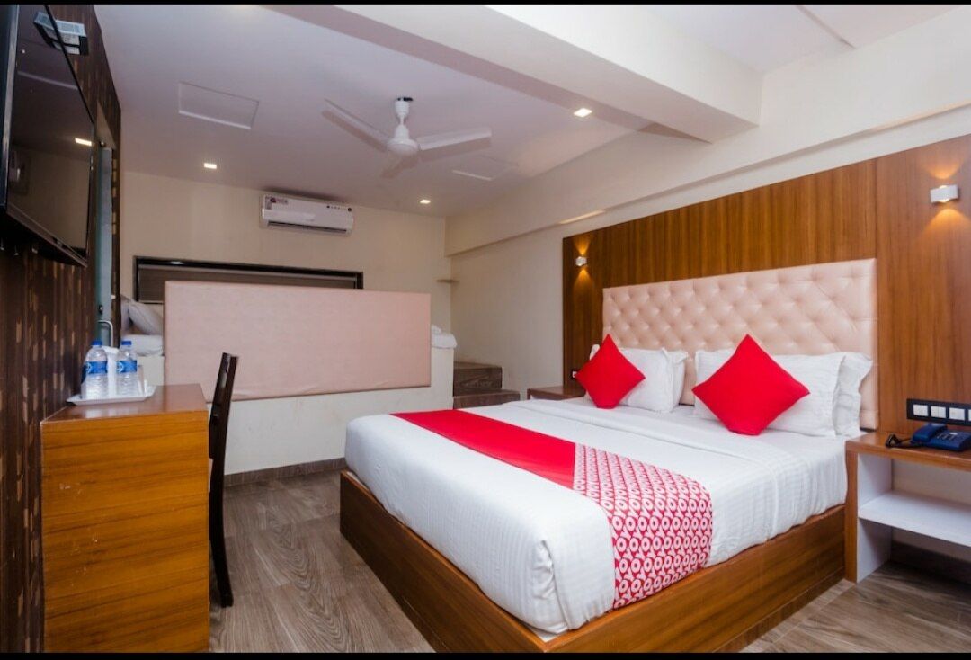 Hotel Qubestay Airport Deluxe Room 4