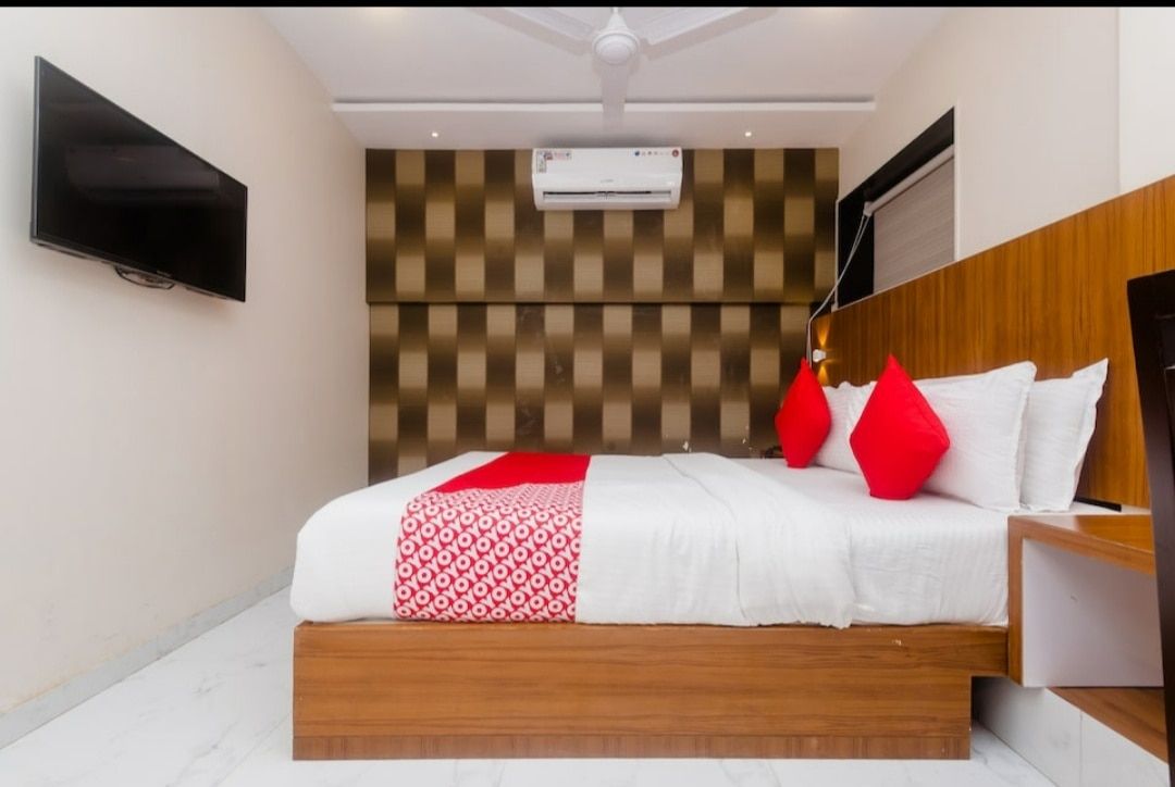 Hotel Qubestay Airport Deluxe Room 9