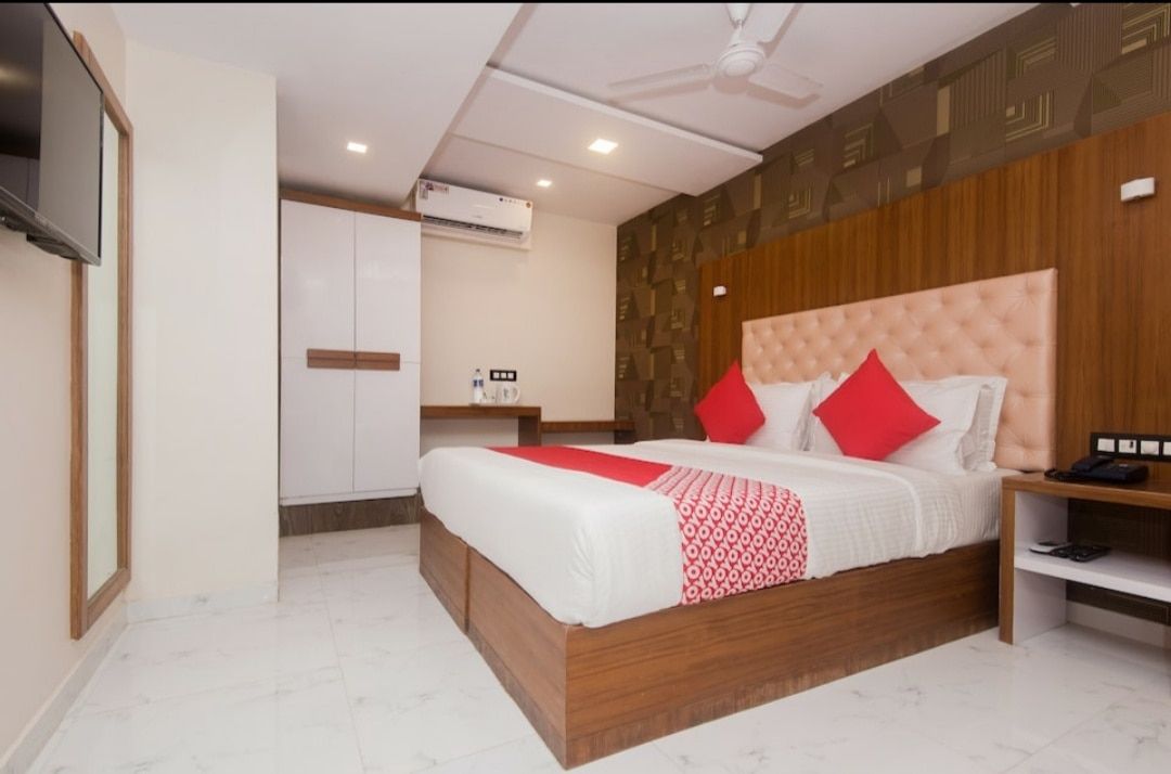 undefined Hotel Qubestay Airport 5