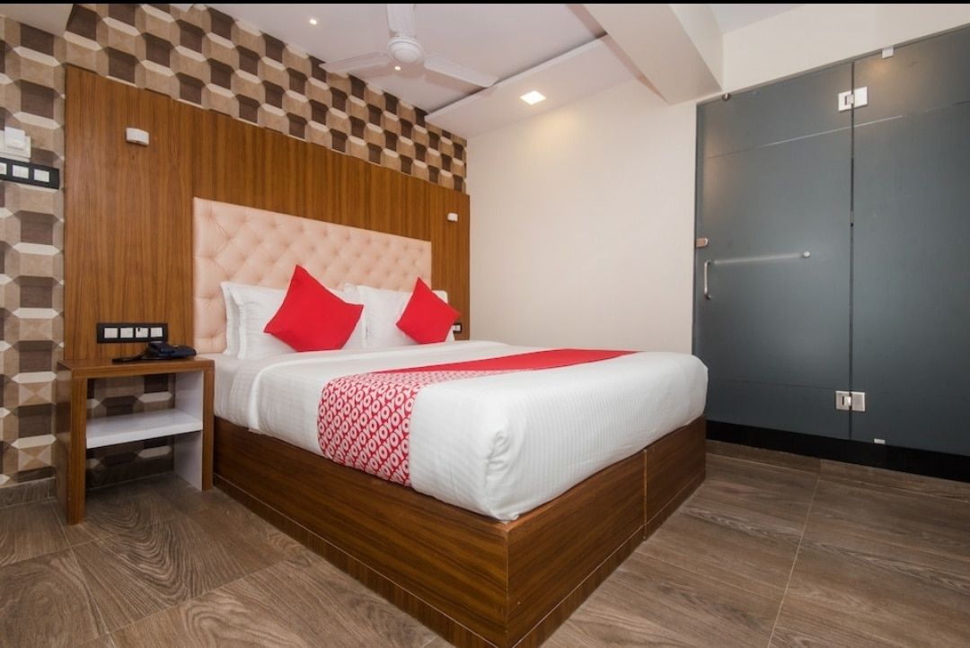 Hotel Qubestay Airport Deluxe Room 15