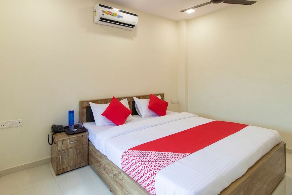 OYO 41676 Hotel Global Heritage Standard Double Room 6