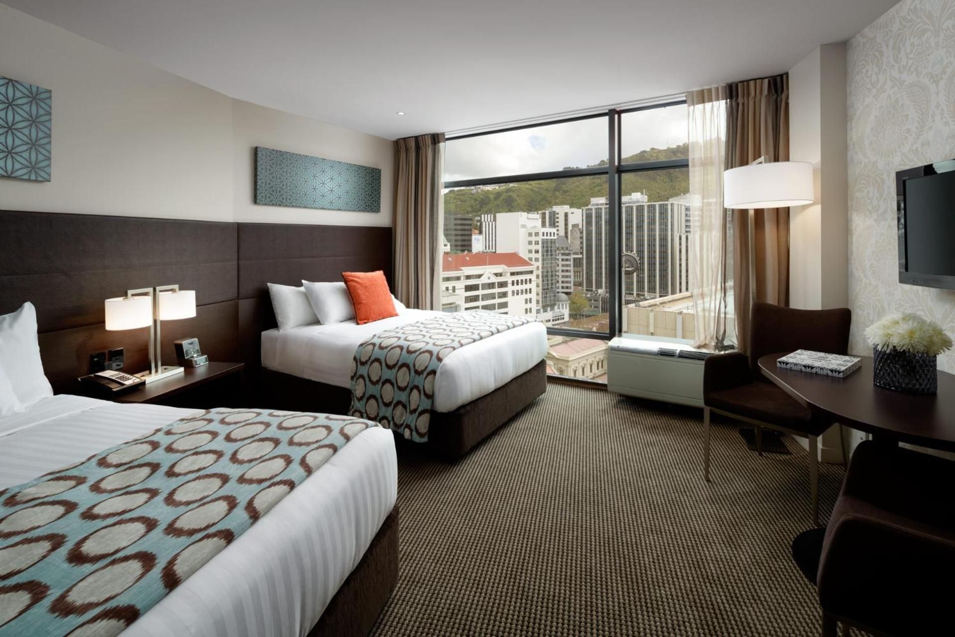 Family Package Kids Stay & Eat Free - Twin Room City View