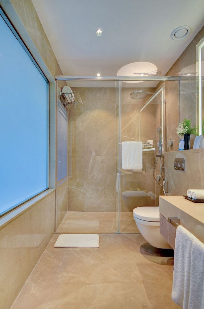 Vividus Suite, City View 2