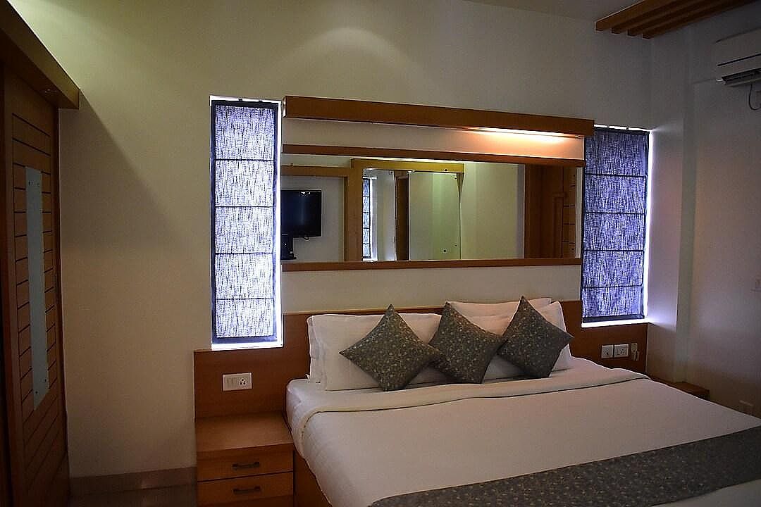 The Nines Business Hotel Deluxe Suite 3