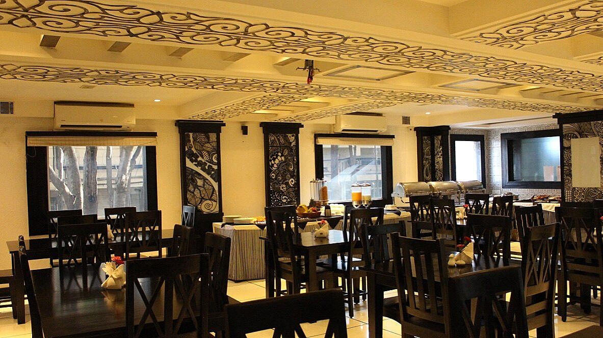 undefined Liwa - The Transit Hotel 4