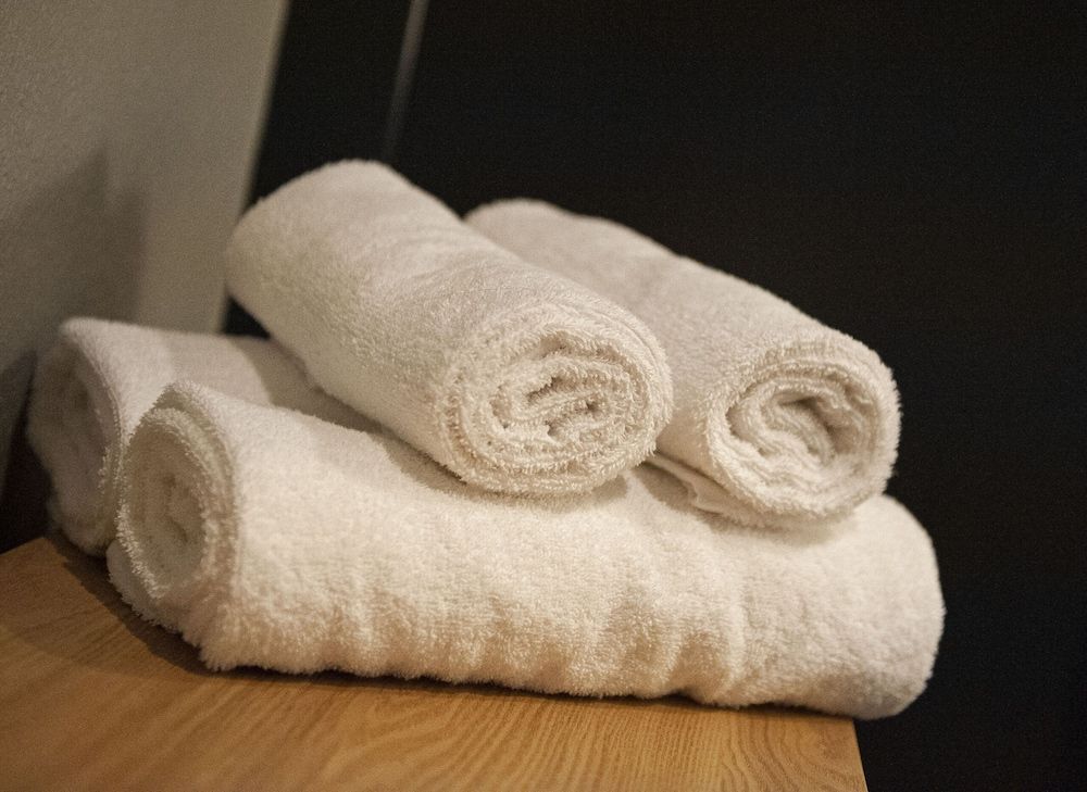 Coachman Hotel Double Room, Ensuite 9