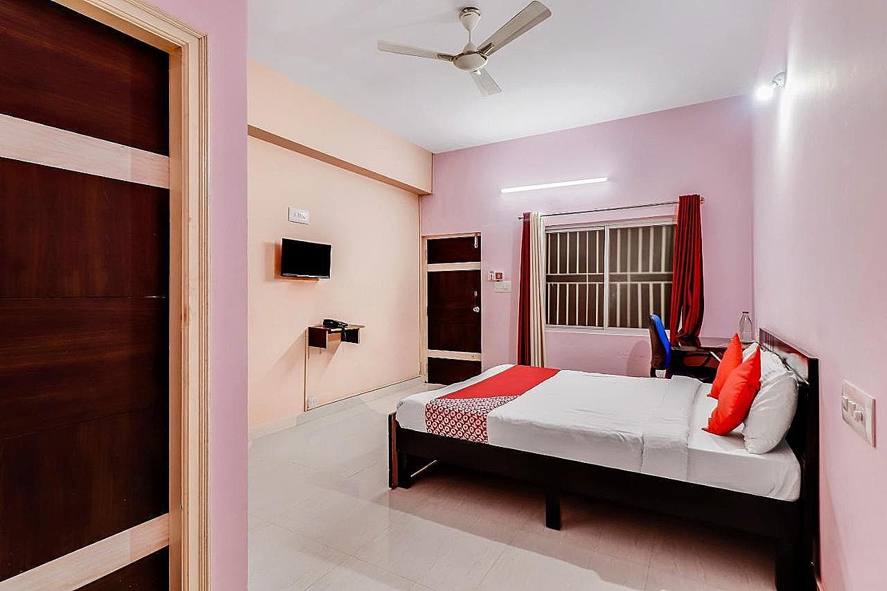 undefined Hotel O Aaira Inn 4