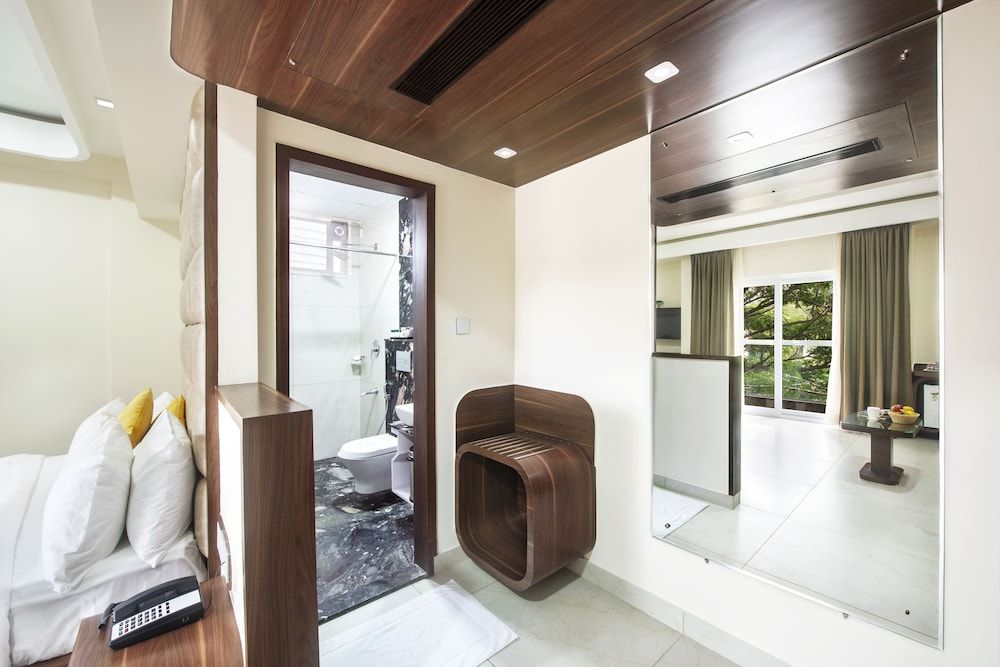 Superior Room, City View