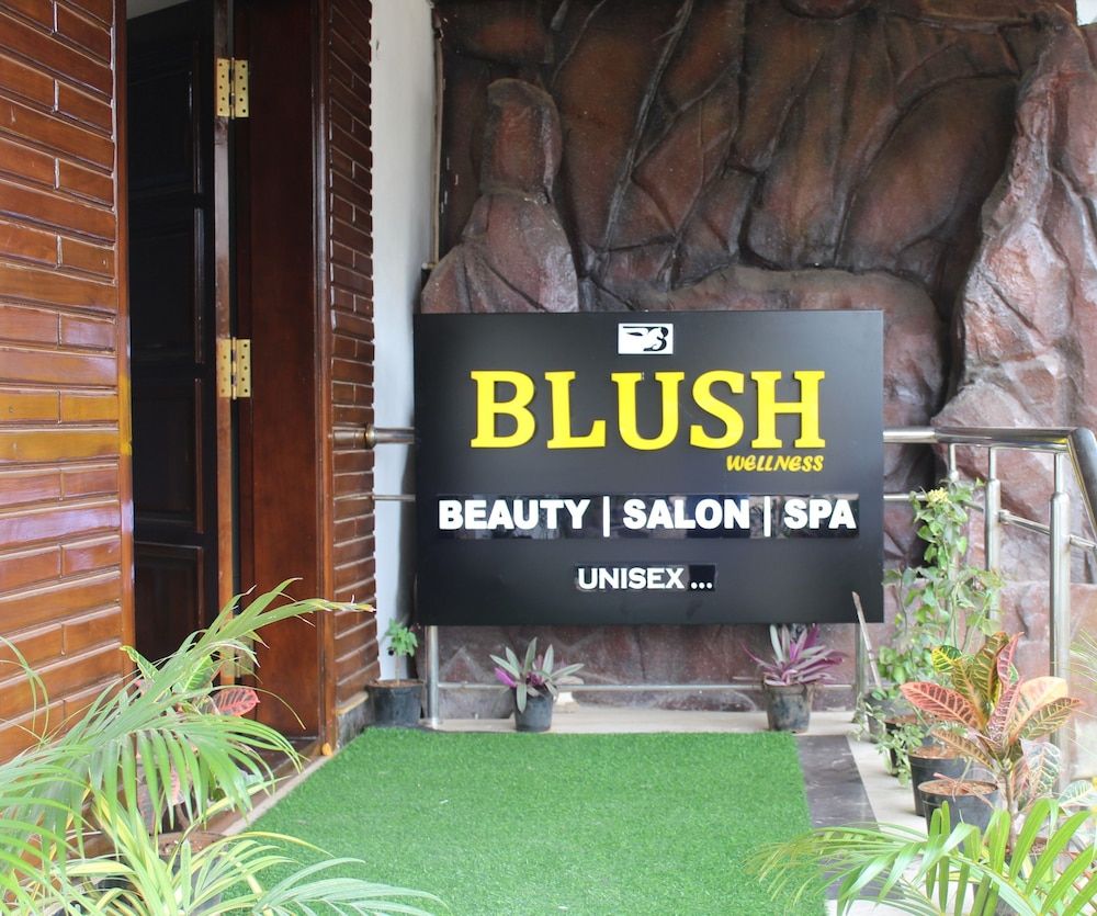 undefined Arna Hotel 7