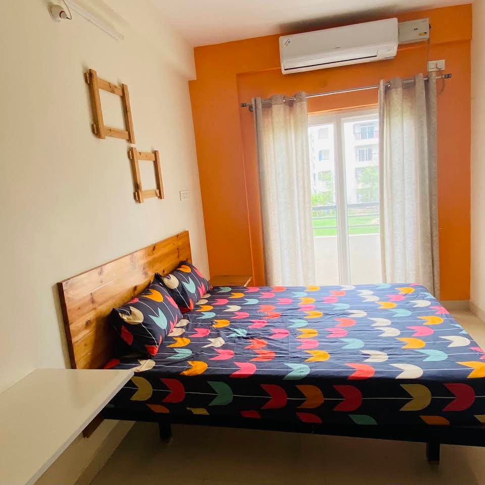 Mapletree Inn Deluxe Room Non AC