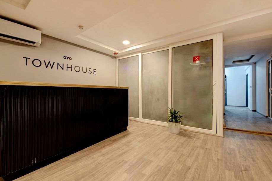 undefined Super Townhouse Siri Residency 2