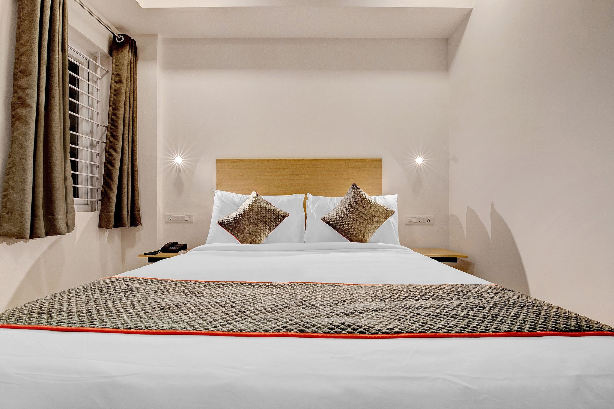 Super Townhouse Siri Residency Classic Room 11