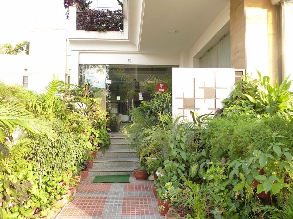 undefined Hotel N71 Rooms & Banquets 8