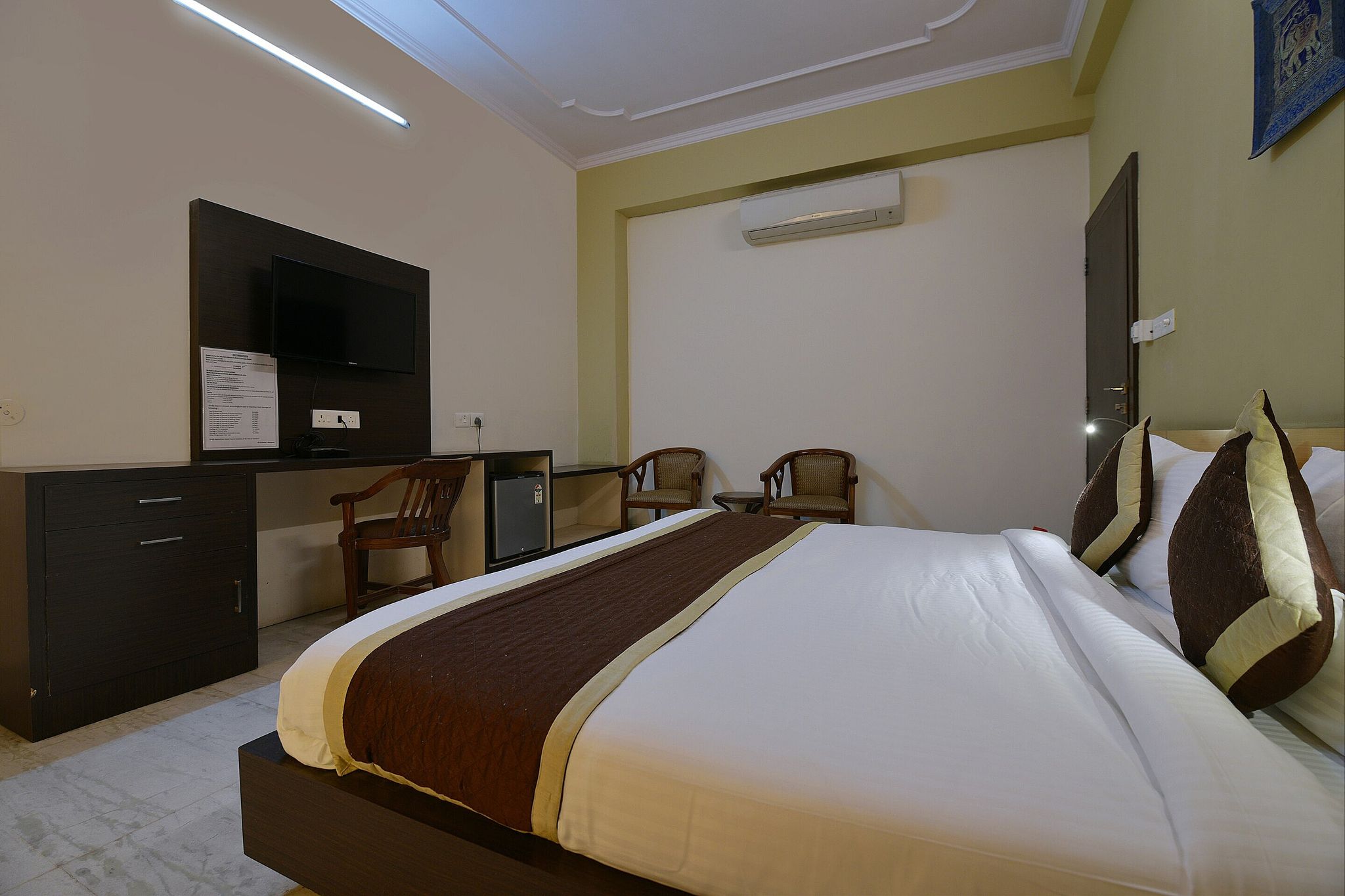 Hotel N71 Rooms & Banquets Standard Room 8