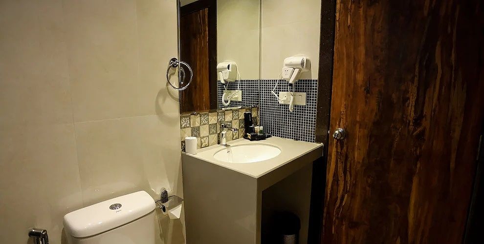 CALUX GRAND BAGA (Formerly Amara Grand) Amara Premium Room with Balcony 14
