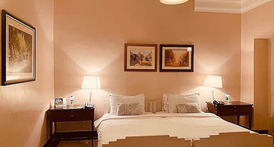 The Elgin Fairlawn Deluxe Double / Twin Room 2