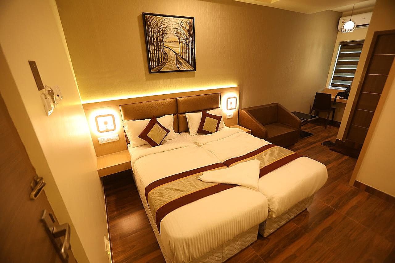 Double Deluxe with Kitchen