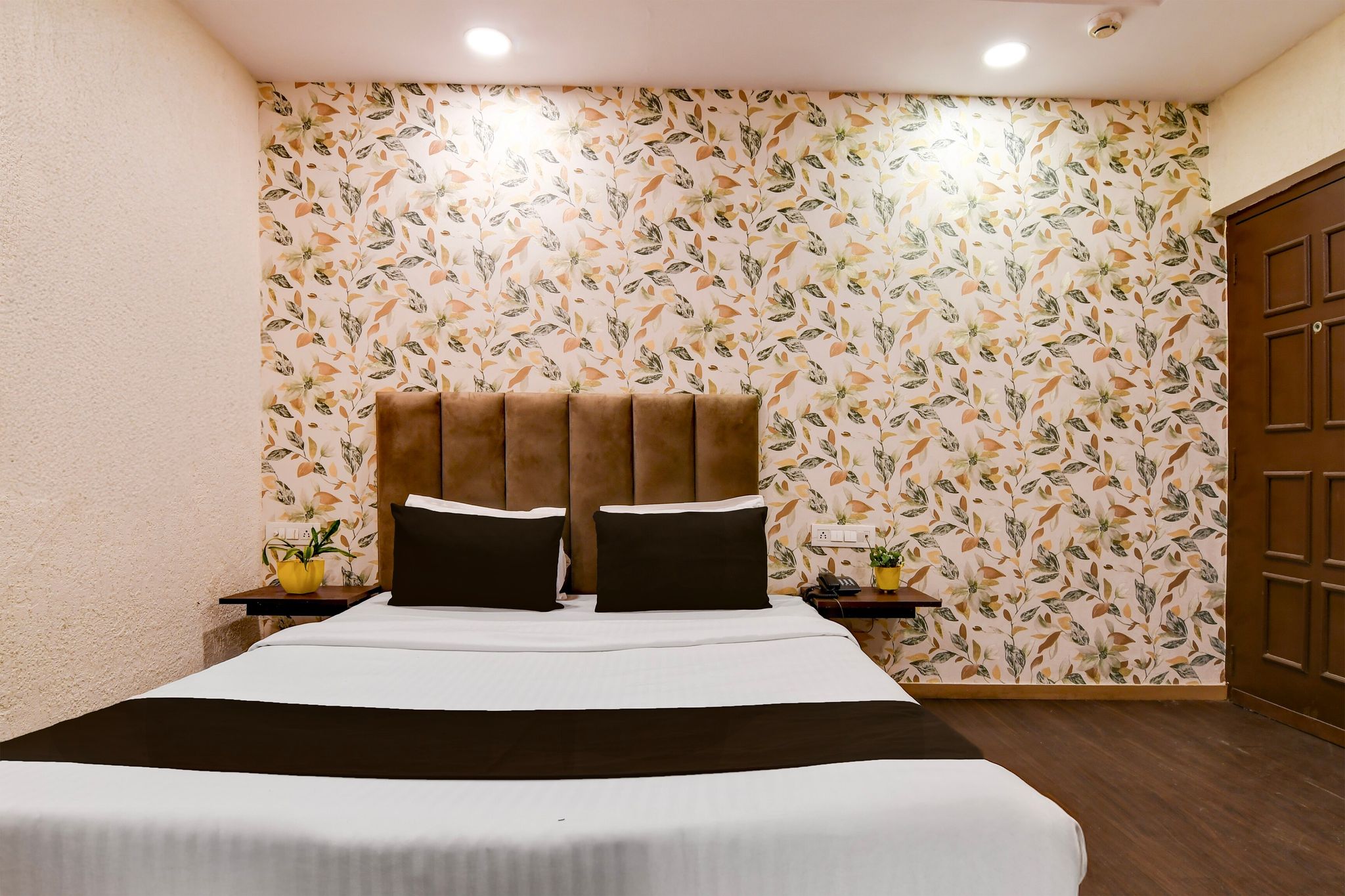 Super Townhouse Parkstreet Formerly Hotel Royal Garden Classic Double or Twin 6