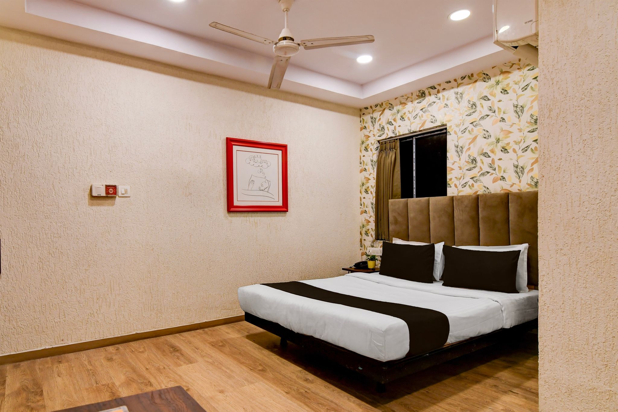 Super Townhouse Parkstreet Formerly Hotel Royal Garden Classic Double or Twin 3