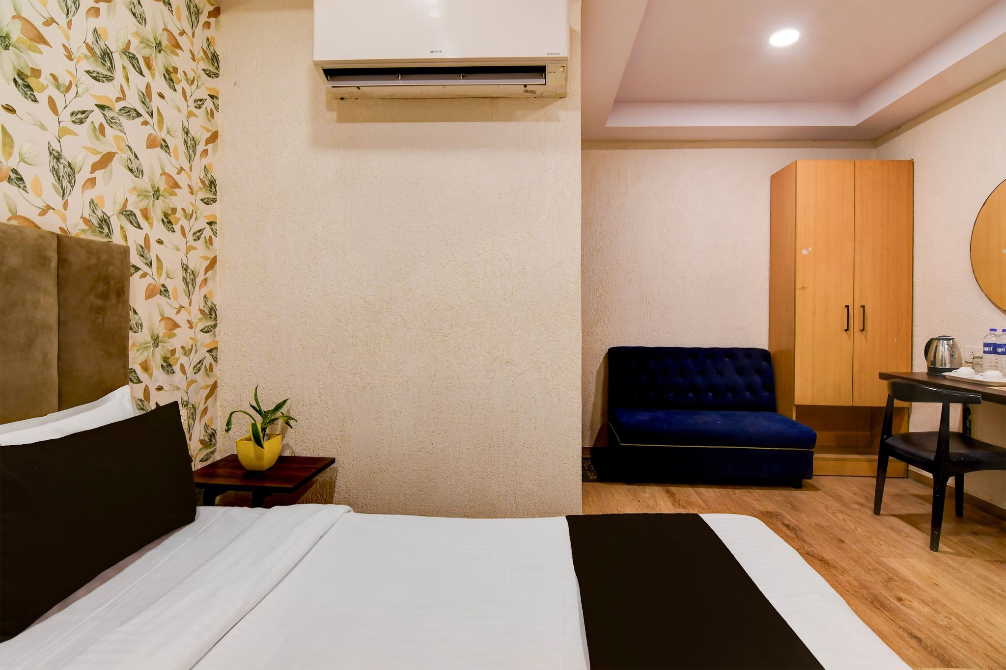 Super Townhouse Parkstreet Formerly Hotel Royal Garden Classic Double or Twin 5