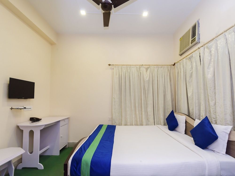 OYO 8998 Hotel Aayash Double or Twin Room 7