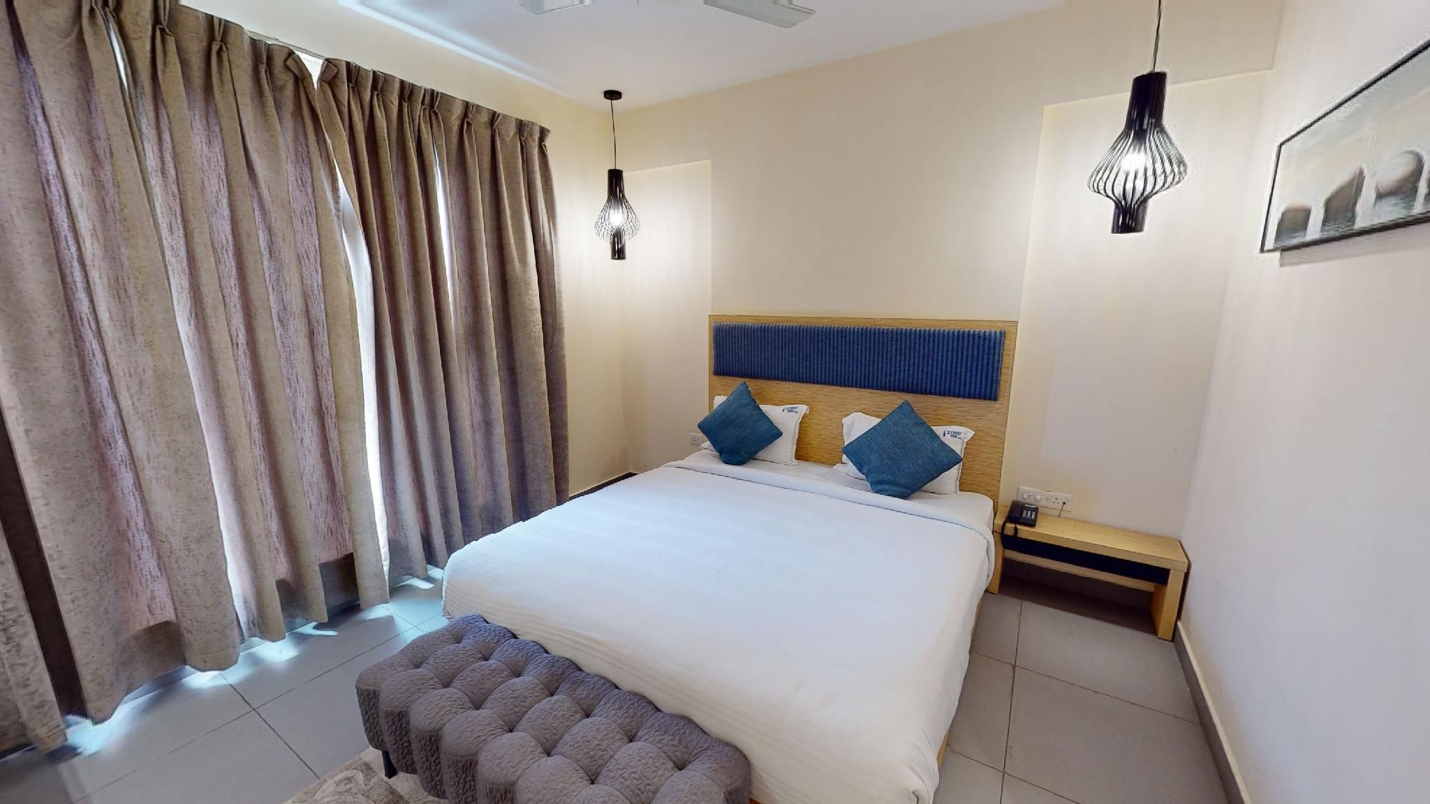 First Inn Hotel Deluxe Room 5