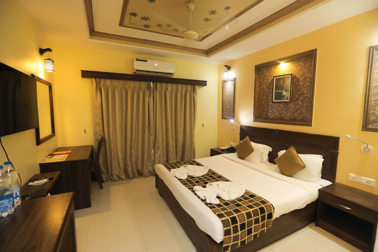 Deluxe A/C Pool View Room