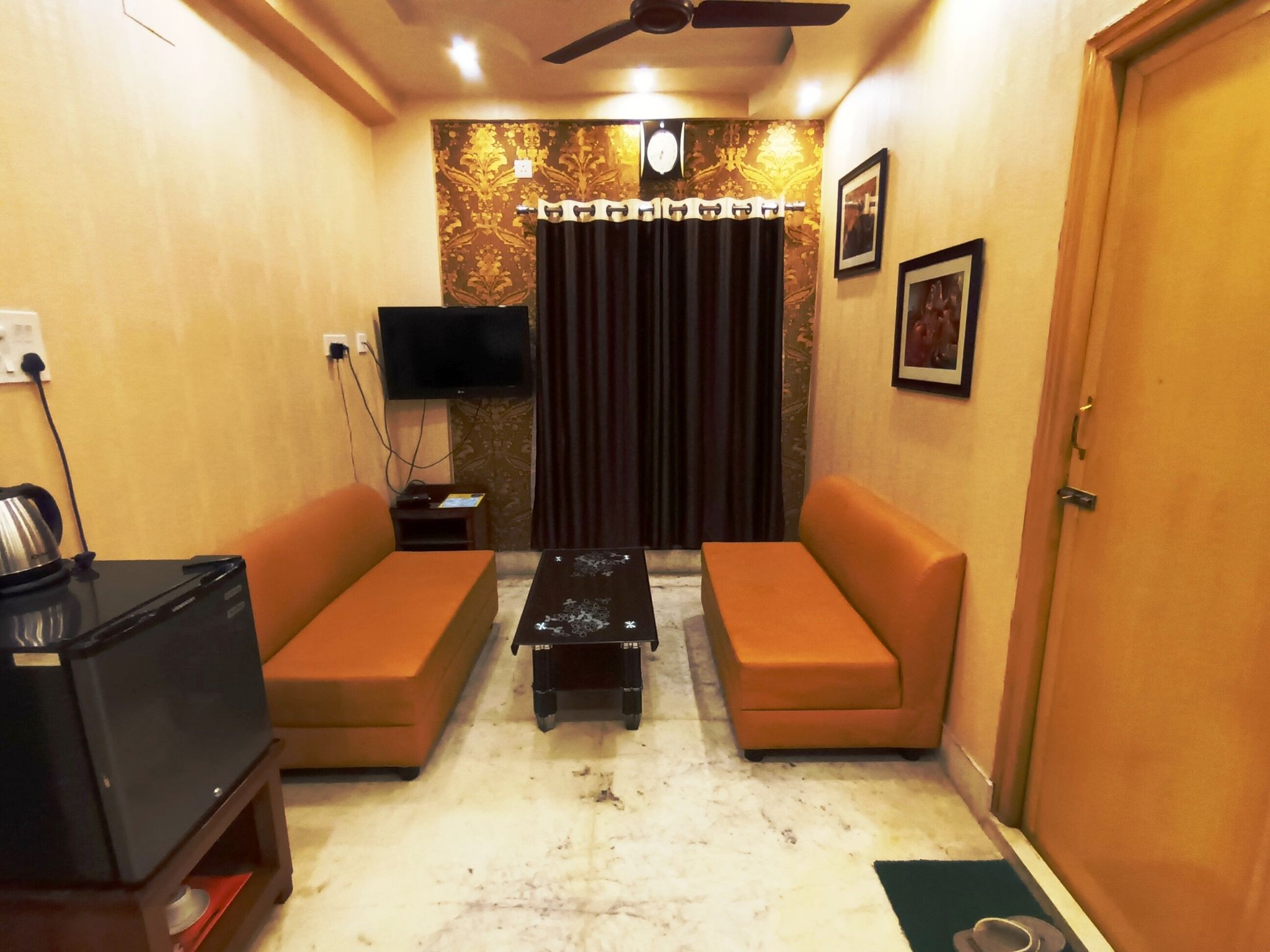 undefined Hotel Gateway Continental 5
