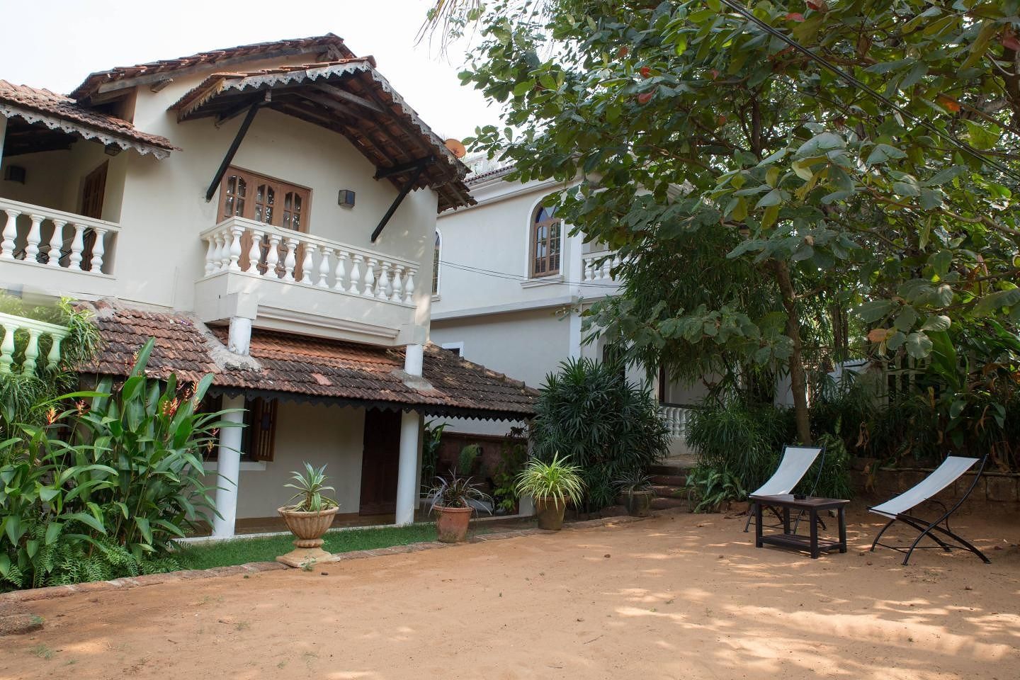 undefined Bellflower Alidia Beach Resort 9
