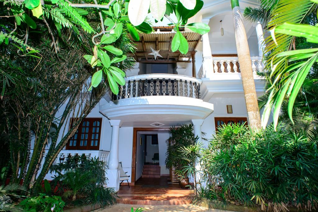 undefined Bellflower Alidia Beach Resort 8
