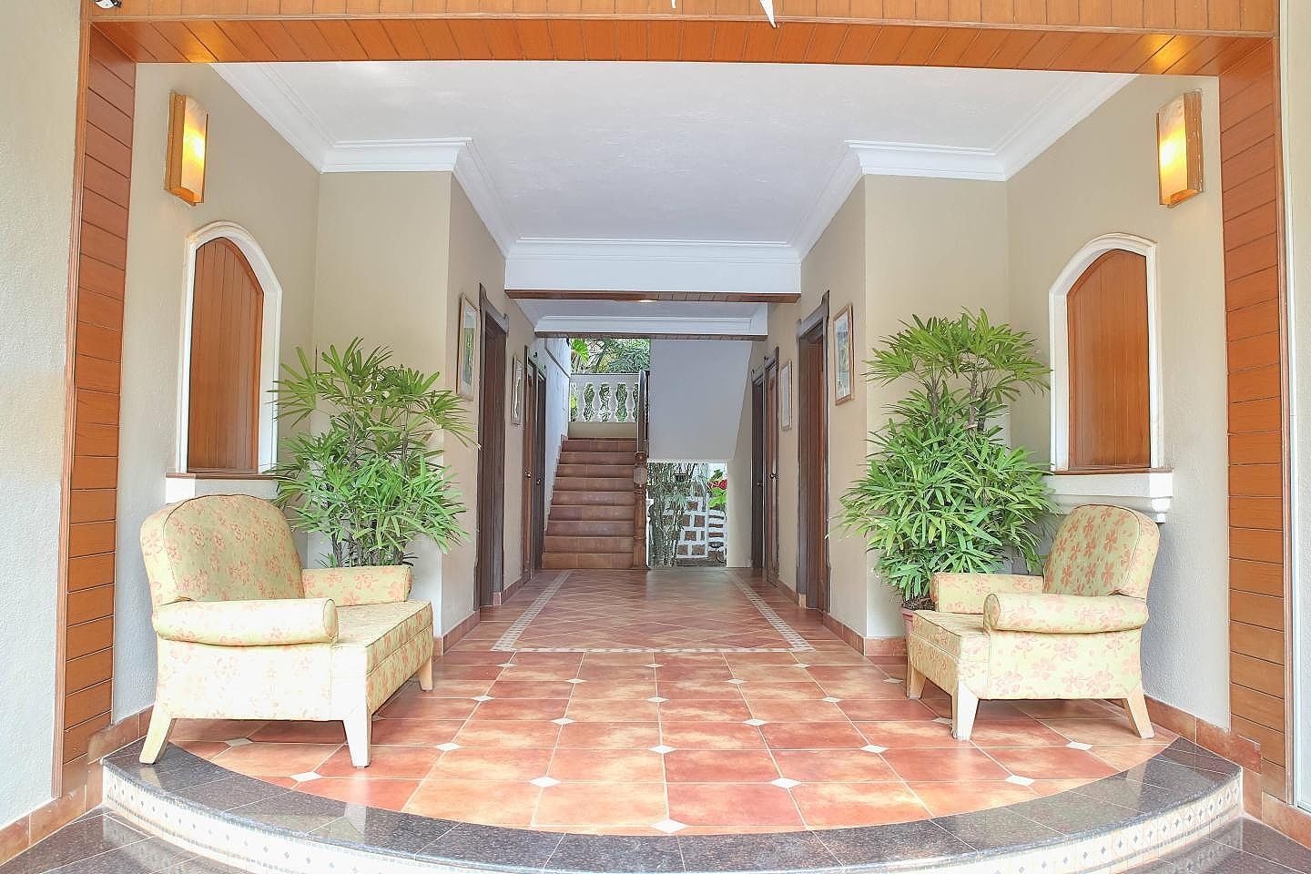 undefined Bellflower Alidia Beach Resort 4