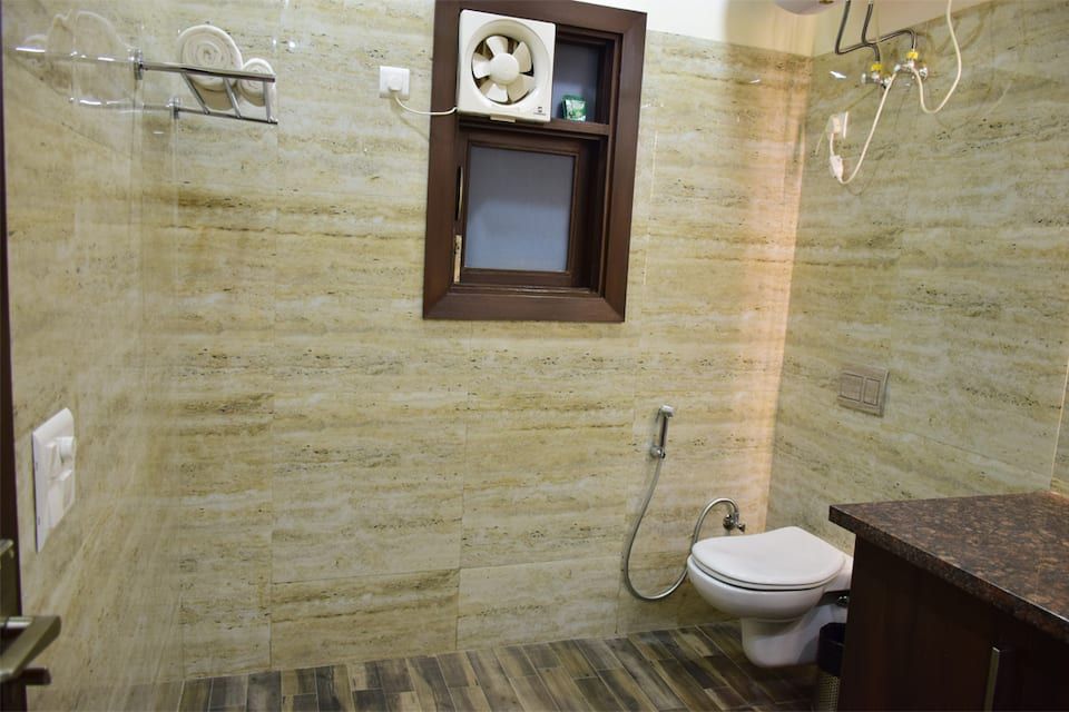 One BHK Serviced Apartment near Artemis Hospital Luxury 2 Bedroom Apartment