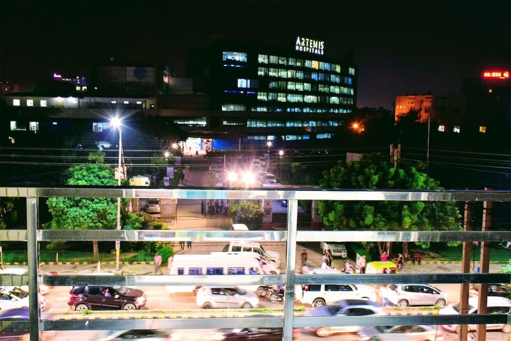 undefined One BHK Serviced Apartment near Artemis Hospital 5