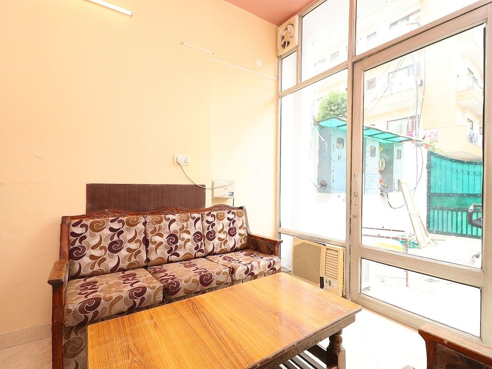 undefined OYO Flagship 14530 Sector 14 Harsh Villa 4