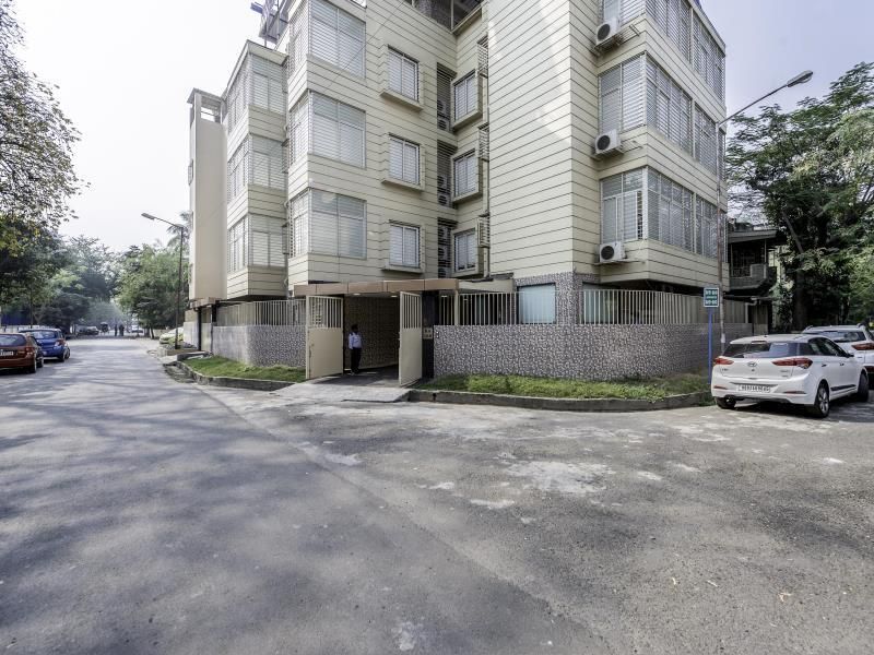 undefined Super Townhouse The Platinum 8