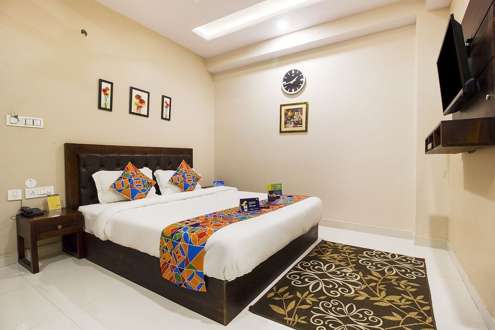 FabExpress Travelers Lodge Deluxe Double Room