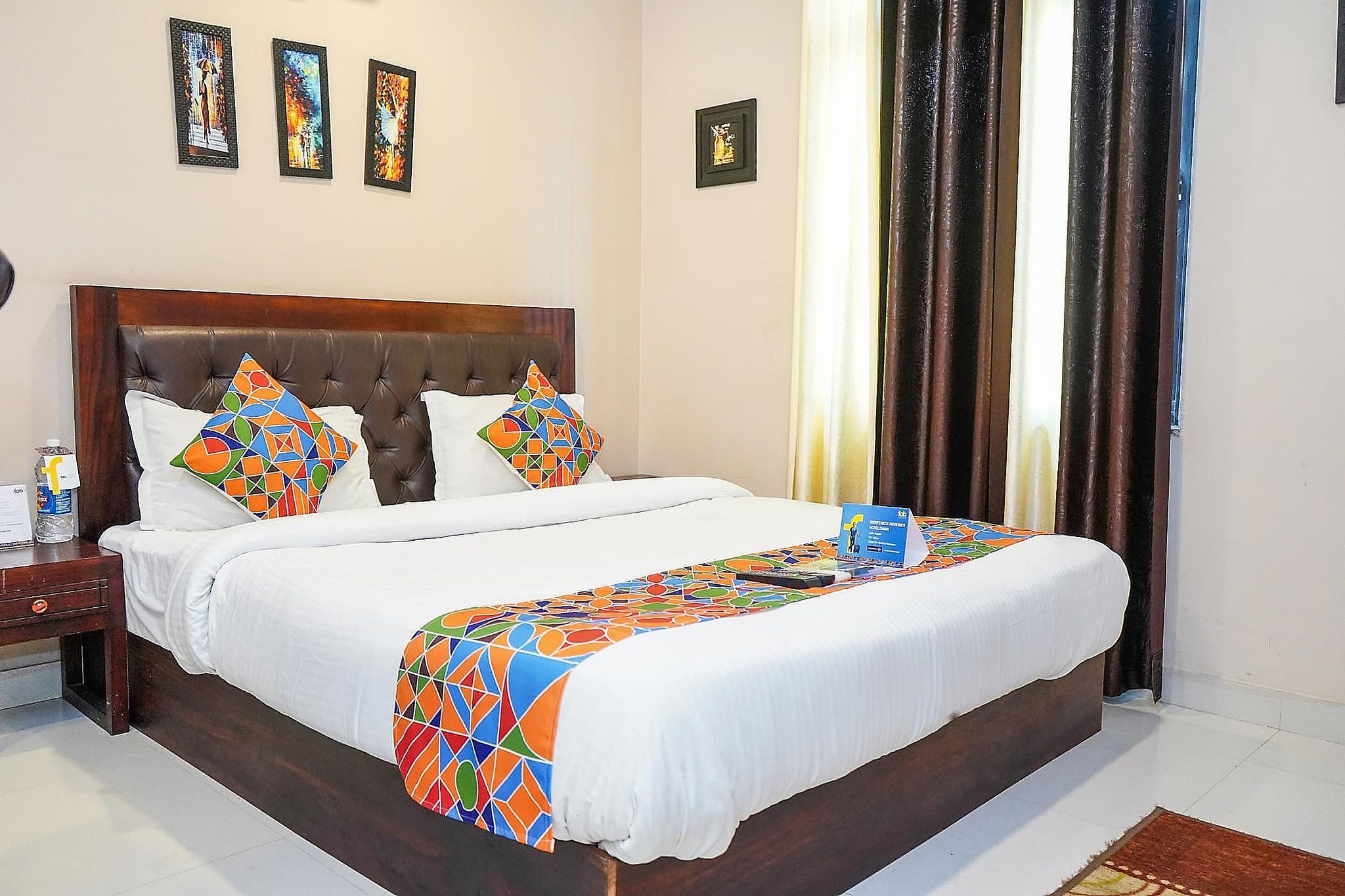 FabExpress Travelers Lodge Deluxe Double Room 8