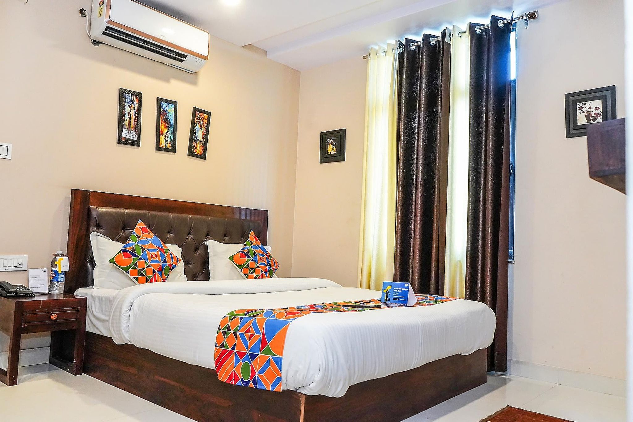 FabExpress Travelers Lodge Deluxe Double Room 17