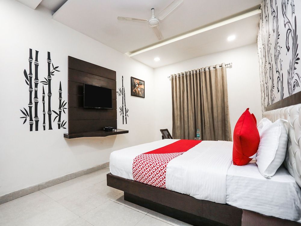 OYO 3301 Maya International Single Room, 1 Twin Bed 5