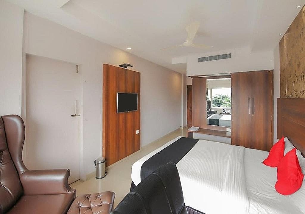 The Dawn Hotel Premium AC 3