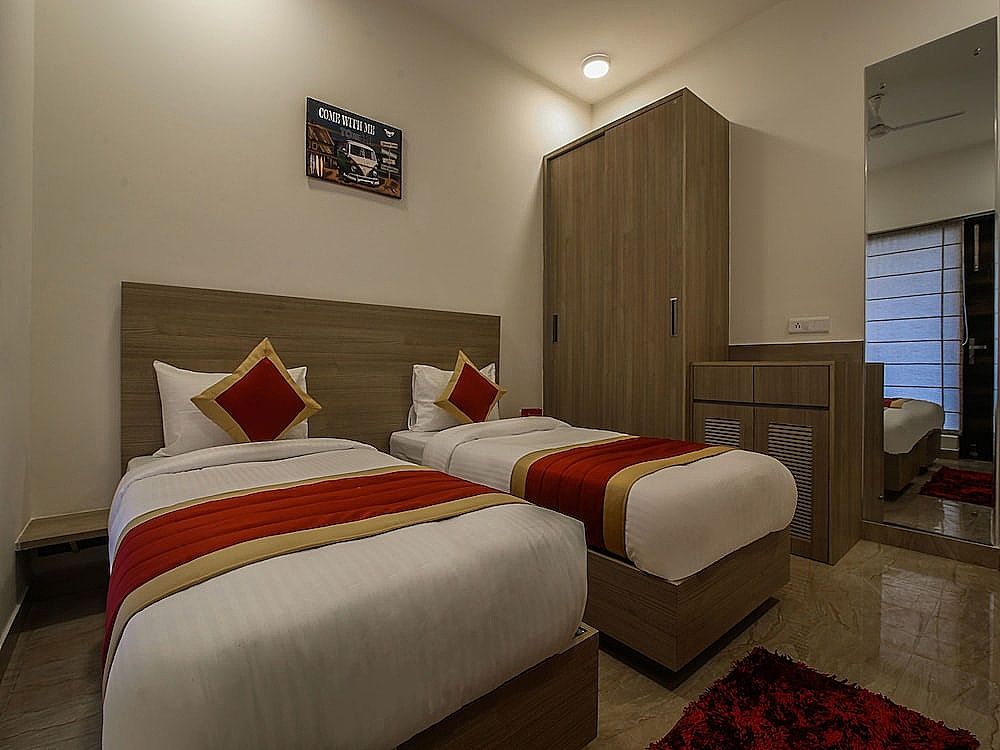 undefined OYO 15526 Lime Wood Stay