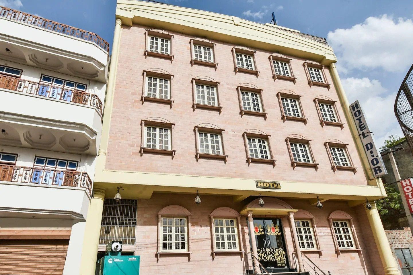 undefined Hotel Dior 6