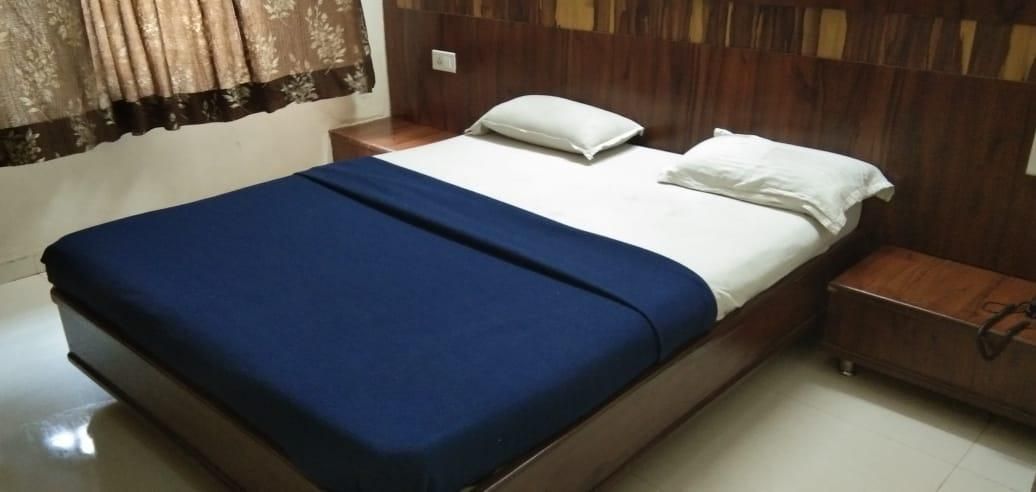 Double Bed AC Room